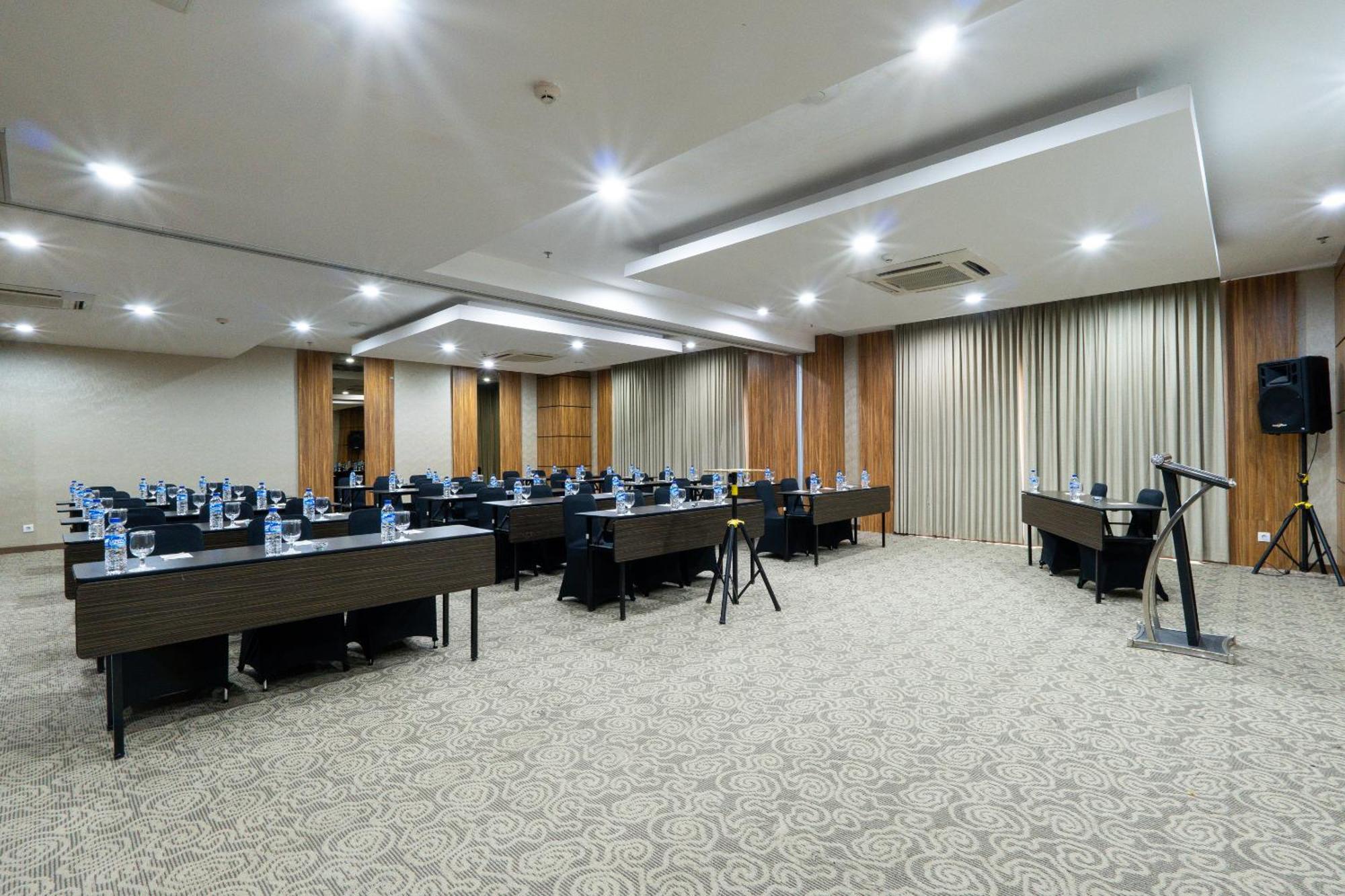Grand Serela Yogyakarta Dış mekan fotoğraf